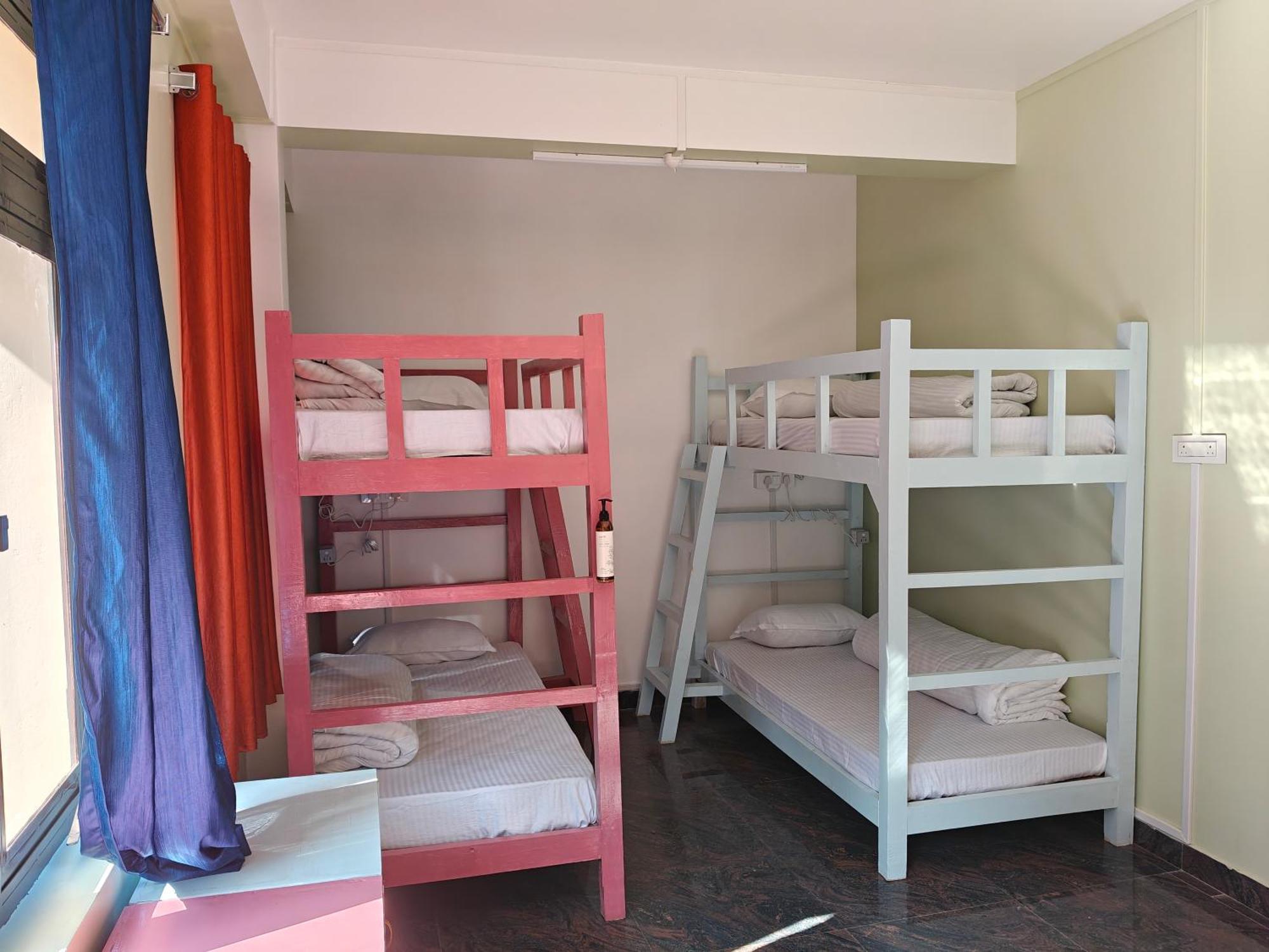 Xtsy Travellers Hostel Shillong Quarto foto